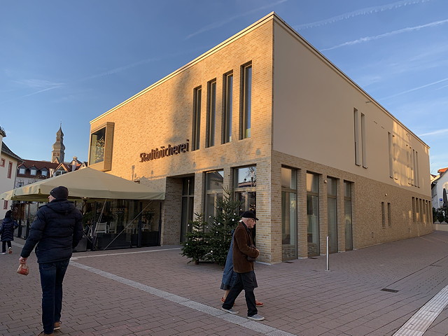 Women got crazy in the walking dead